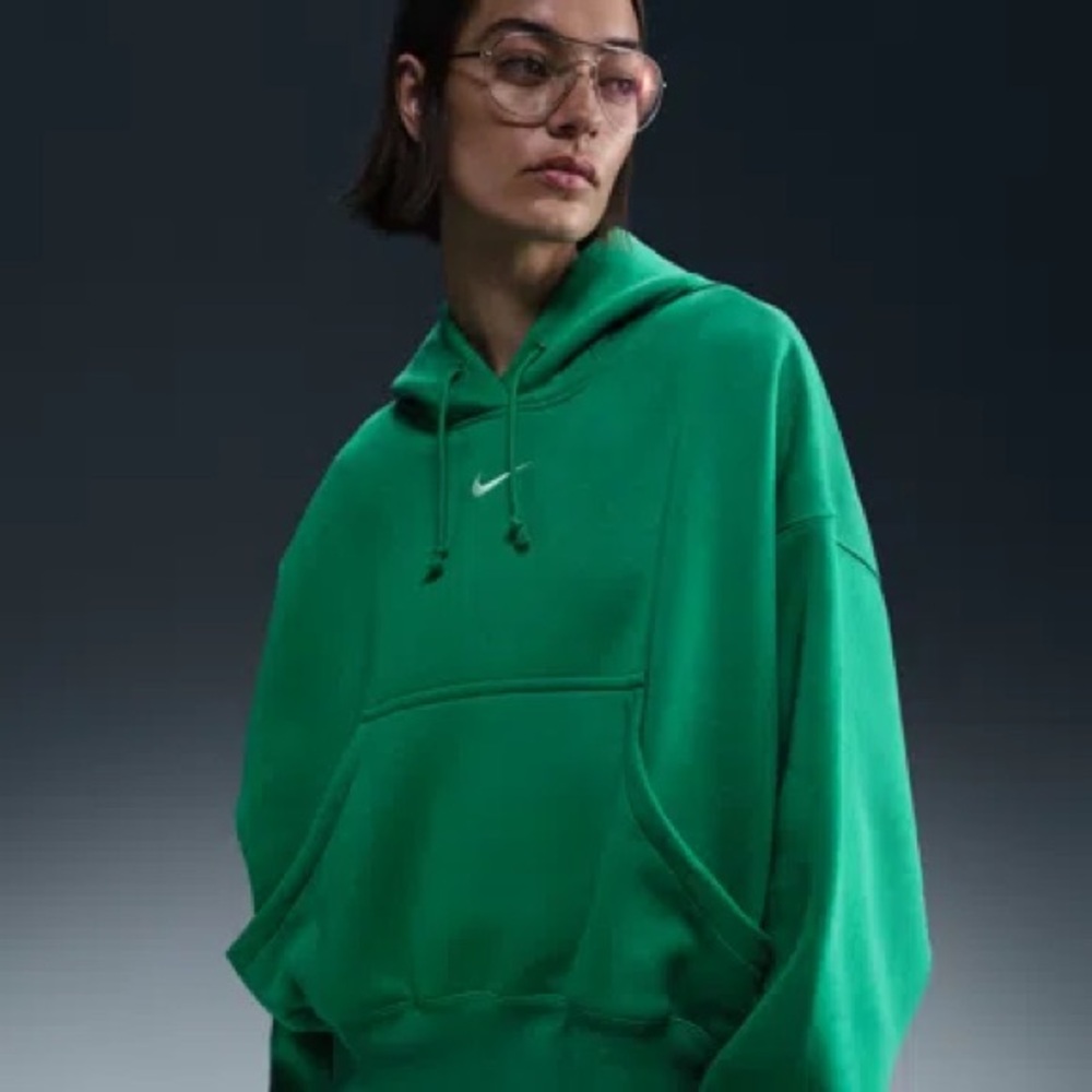 Nike Emerald Green Pullover Hoodie and Biker Shorts Set